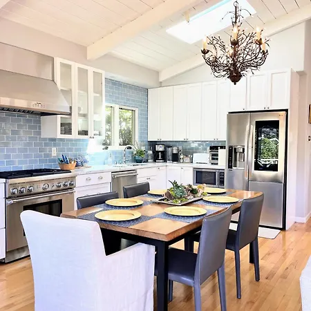Gorgeous 3-Bdrm Home, Walk To Town And Beach Carmel-by-the-Sea Exterior photo